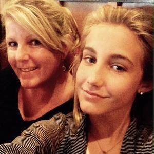 Meet your Posher, Yvette